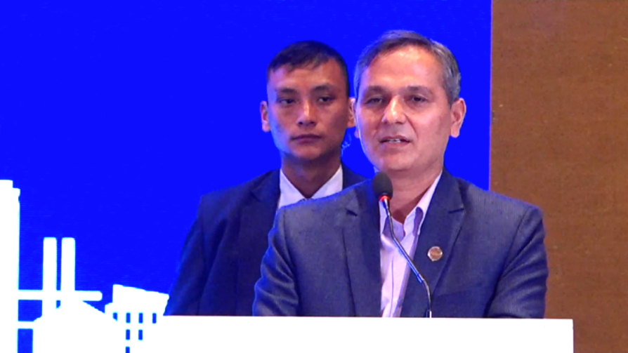 सरकारले व्यवसायीलाई रचनात्मक तरिकाले सुरक्षा दिन्छ : गृहमन्त्री अर्याल