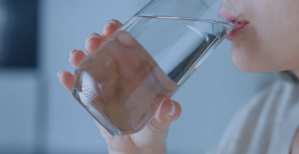 जाडो मौसममा दैनिक कति पानी पिउने ? - www.kathmandupati.com