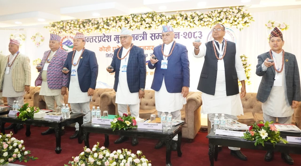 संघीय सरकारसँग मुख्यमन्त्रीहरूको आक्रोश, ‘हातखुट्टा बाँधिदिएपछि हामी कसरी दौडिने ?’